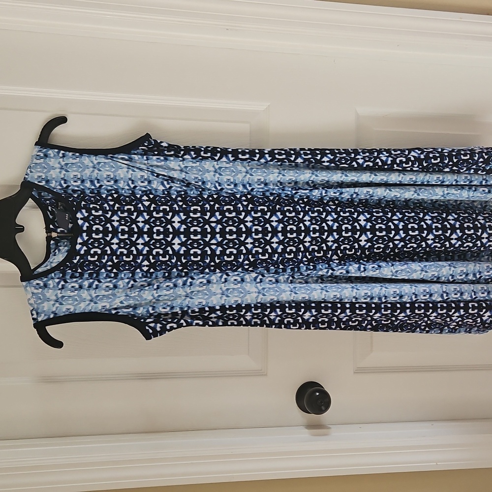 Elegant Blue Patterned Sleeveless Dress by Gabby Skye, 8